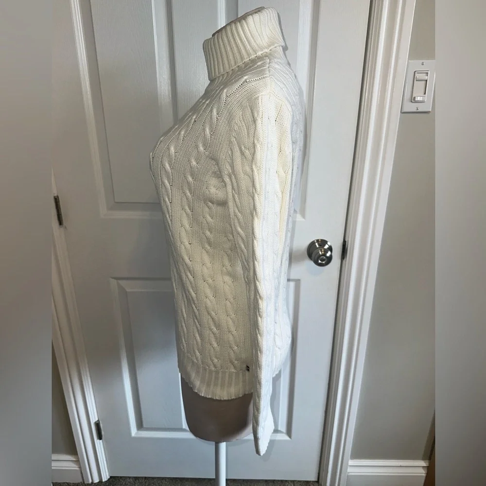 Tommy Hilfiger White Cable Knit Turtleneck Sweater - Picture 2 of 5